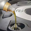 Зачем заливают масло в двигатель?