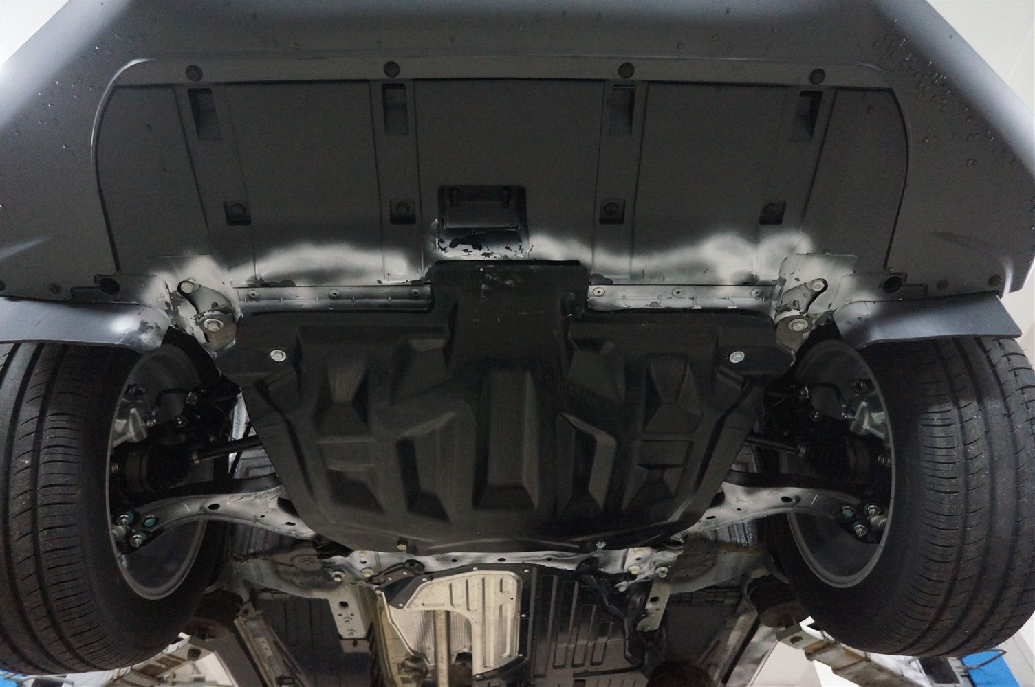 Honda v защита. Защита двигателя Honda CRV 4. Защита двигателя Honda CR-V 2. Honda CRV 2014 защита картера. Защита двигателя Honda CR V 5.